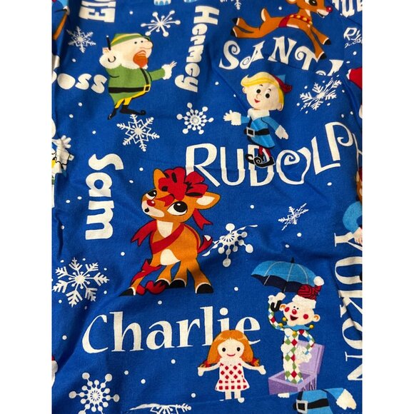 Rudolph The Red Nosed Reindeer Scrub Top Misfit Toys 100% Cotton Blue Size M - Picture 3 of 4